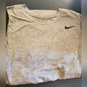 Nike dry fit tshirt
